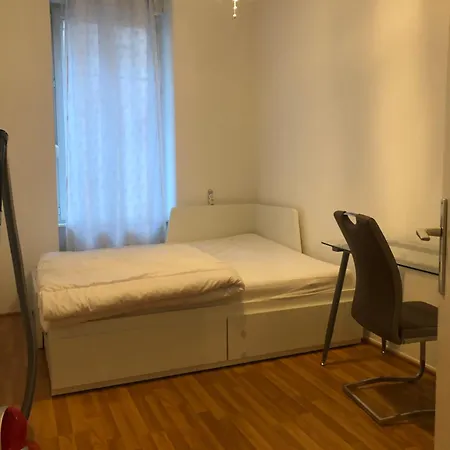 Toproom Homestay